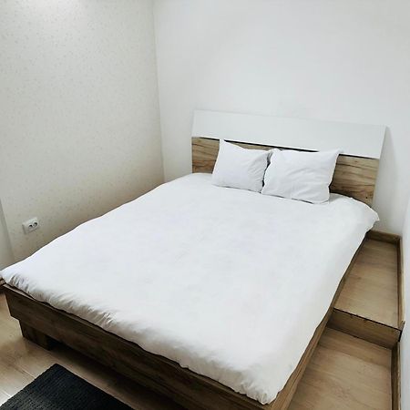 Schei Brasov-Скей Брашов Lägenhet Exteriör bild